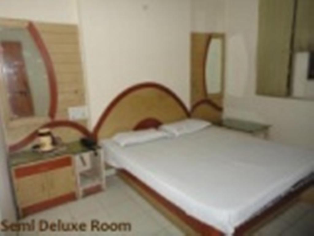 Hotel Hans International Νέο Δελχί Δωμάτιο φωτογραφία